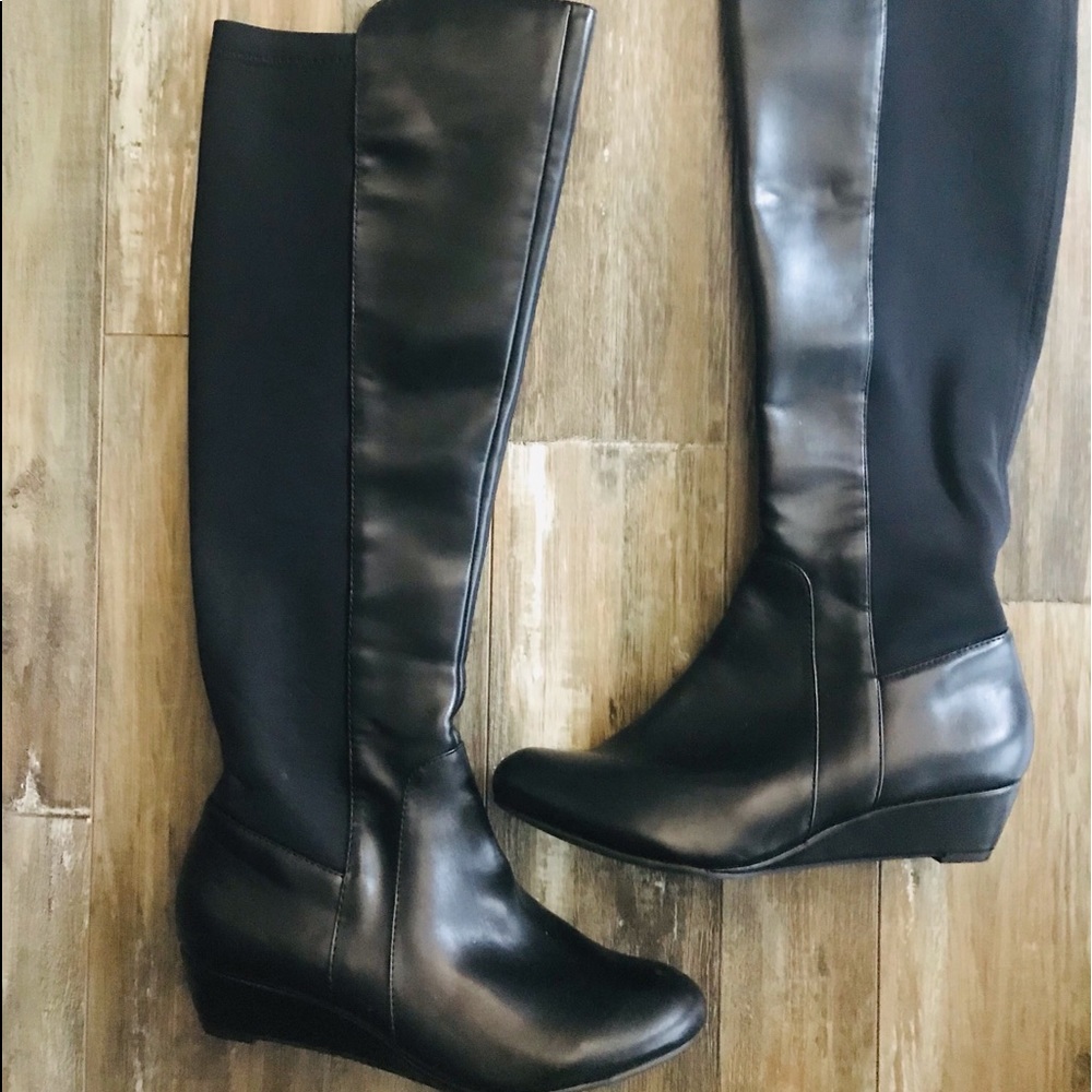 Perfect small wedge boots Jessica Simpson